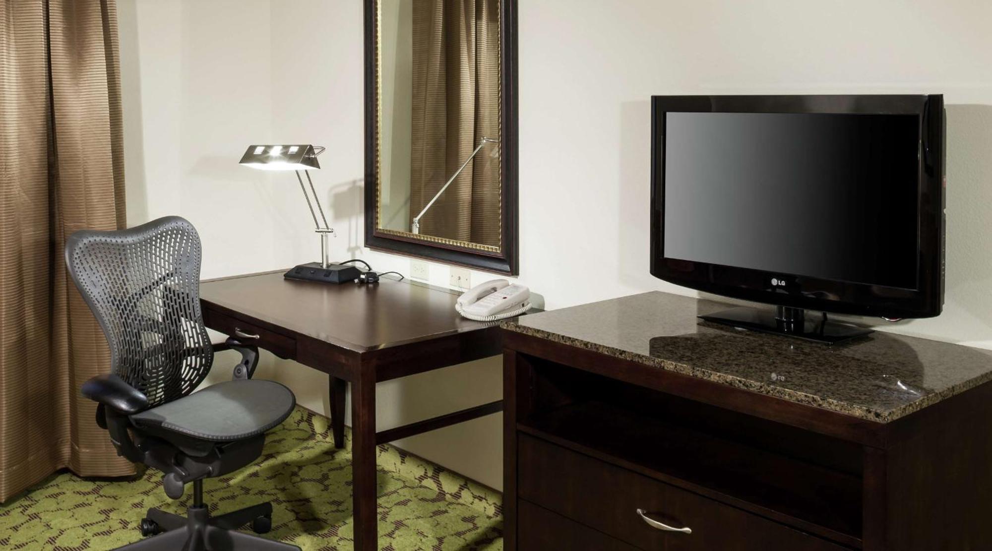 Hilton Garden Inn Denver Highlands Ranch Bagian luar foto